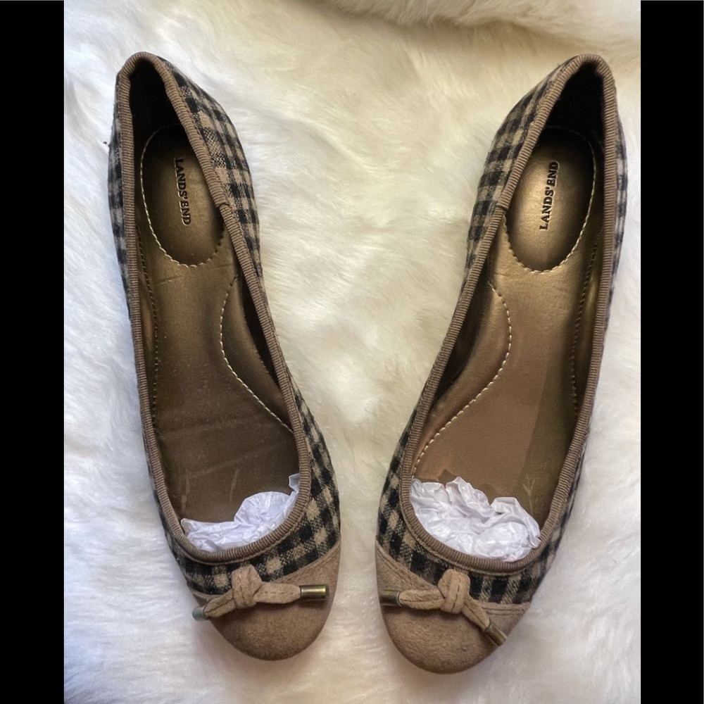 Cap toe Ballet flats, suede, fall, Lands End. Size 8. New in box.